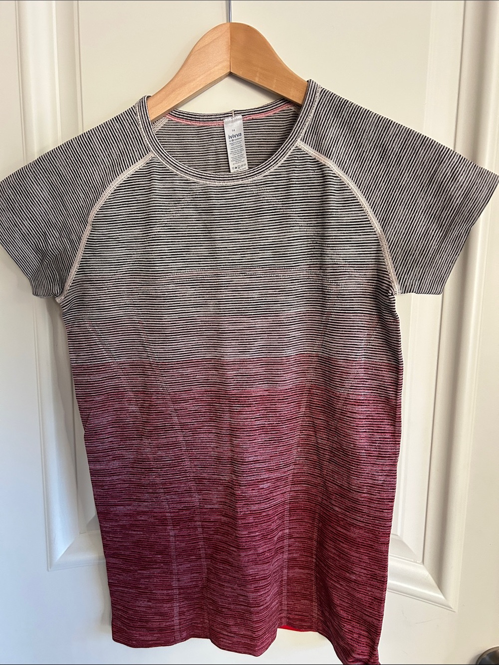 Ivivva swiftly tshirt